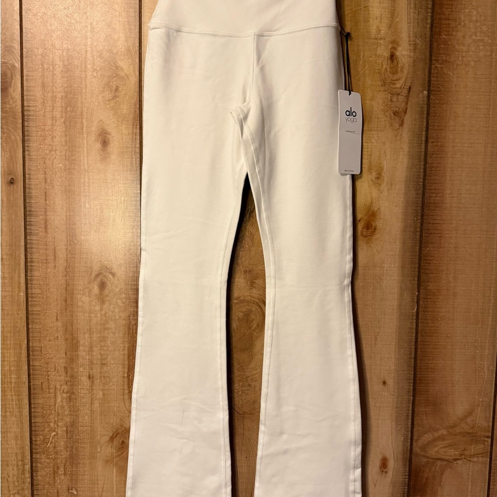 Alo Yoga Airbrush High-Waist 7/8 Bootcut Legging $128 Retail NWT - Picture 4 of 12